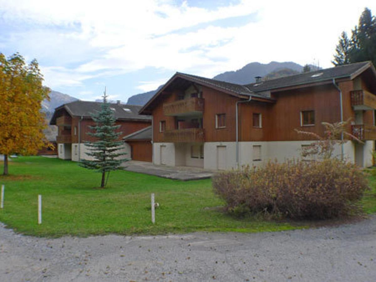Appartement Confortable Avec Piscines, Terrasse Et Parking A Samoens - Fr-1-629-100 Exterior photo