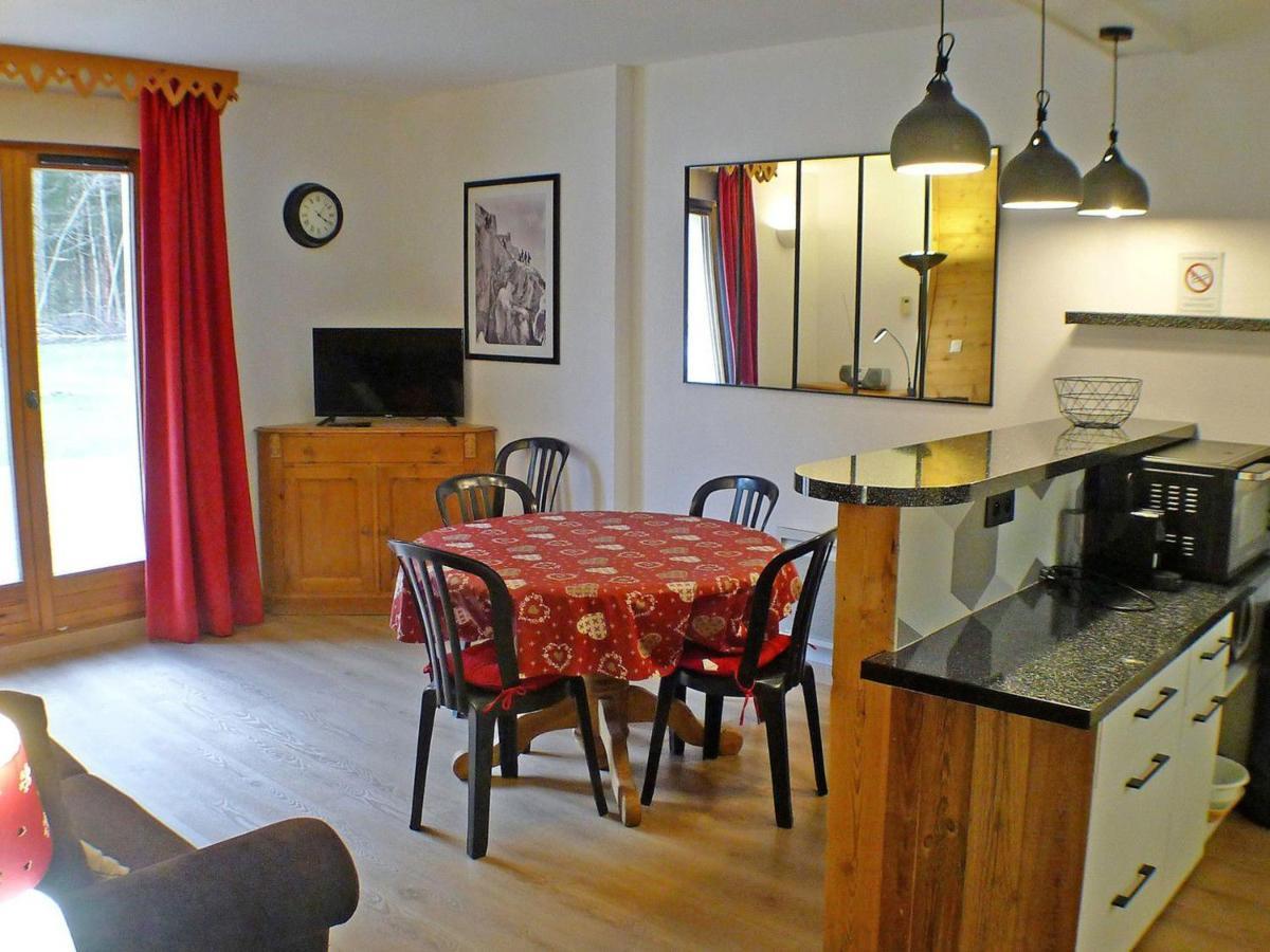 Appartement Confortable Avec Piscines, Terrasse Et Parking A Samoens - Fr-1-629-100 Exterior photo